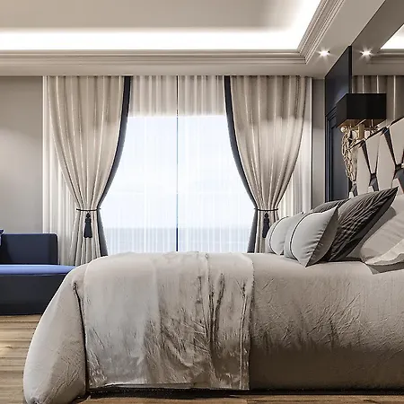 Отель Serenity Queen 5*