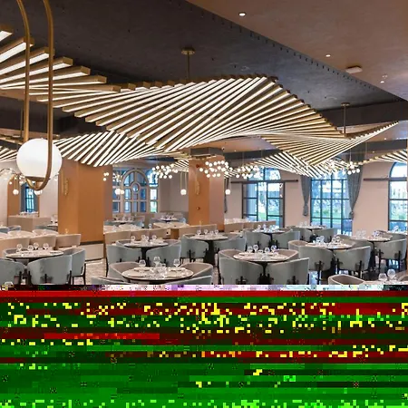 Serenity Queen ホテル