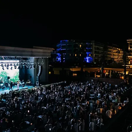 Serenity Queen ホテル