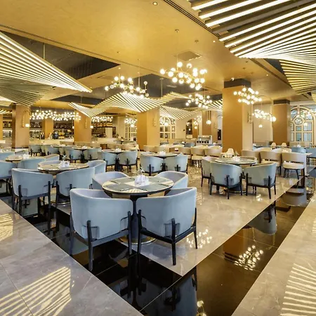 Hotel Serenity Queen 5*