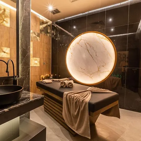 Serenity Queen Hotel Payallar