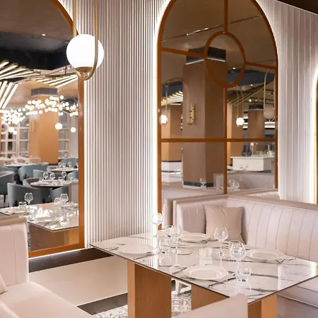 Serenity Queen Hotel 5*