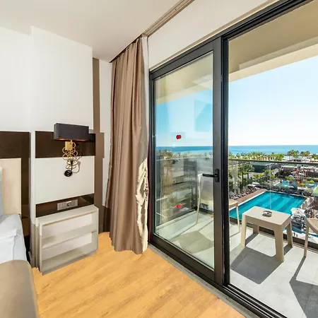 Hotel Serenity Queen Payallar