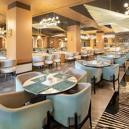 Hotel Serenity Queen