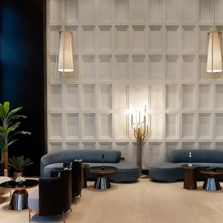 Hotel Serenity Queen