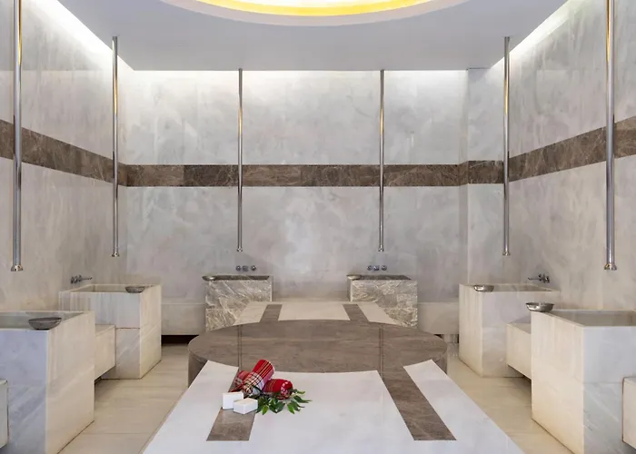 Hotel Serenity Queen 5*